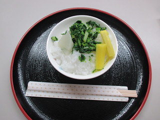 七草がゆを食べて今年も元気!
