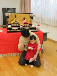 ベトナムの民族衣装のアオザイで・・・